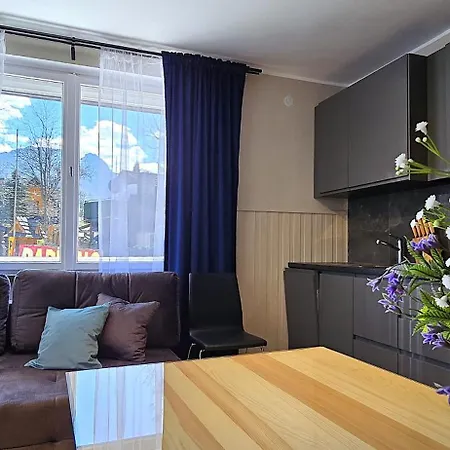 Janus Apartament *