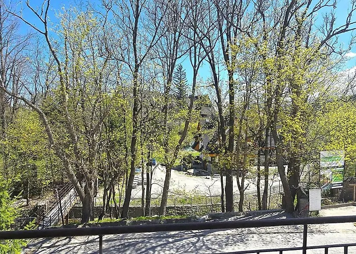 Διαμέρισμα Janus