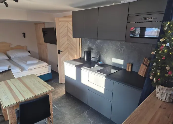 Janus Διαμέρισμα *